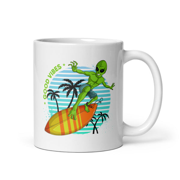 Good Vibes Surfing Alien White glossy mug