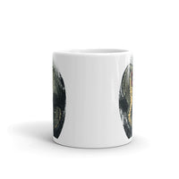 Cobra White glossy mug