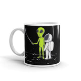 Alien Selfie White glossy mug