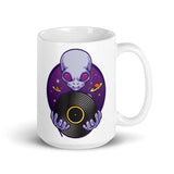 Alien DJ 2 White glossy mug